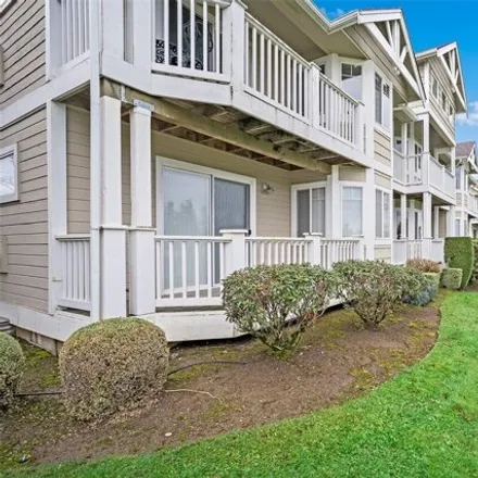 Buy this 2 bed condo on Homestead Golf & Country Club in 115 East Homestead Boulevard, Lynden