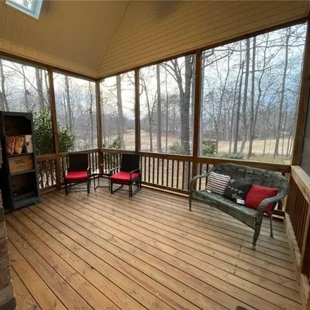 Image 6 - Stoney Creek Golf Club, 911 Belcross Trail, Guilford County, NC 27377, USA - House for rent