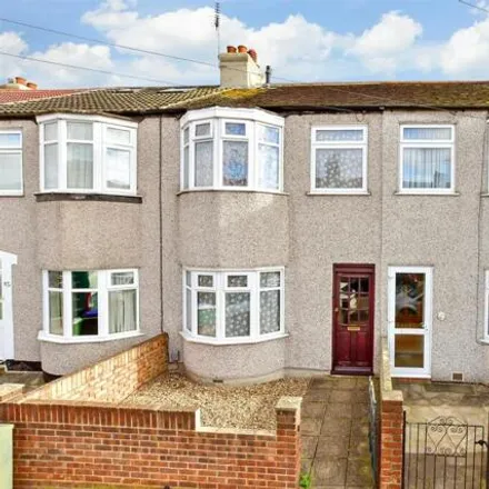 Buy this 2 bed townhouse on 80 Hurst Road in London, DA8 3EQ