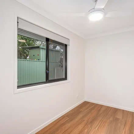 Rent this 3 bed apartment on Angelica Street in Elanora QLD 4221, Australia