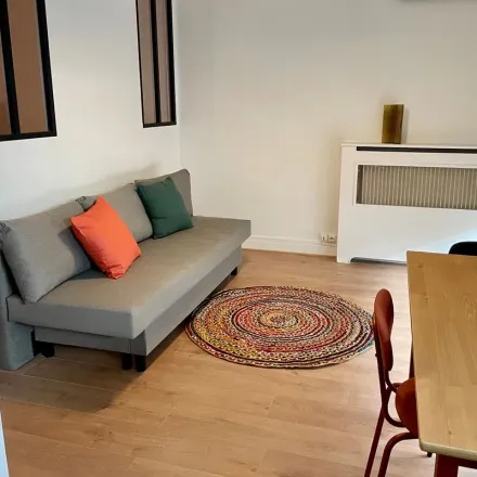 Image 1 - 19 Rue de la Plaine, 75020 Paris, France - Apartment for rent