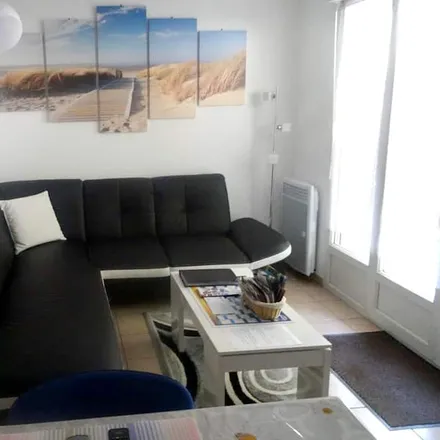 Rent this 2 bed apartment on Avenue Pierre Mendès France in 30400 Villeneuve-lès-Avignon, France
