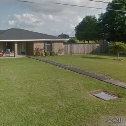 Image 3 - 211 Laris Drive, Mathews, Lafourche Parish, LA 70394, USA - House for sale