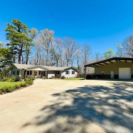 Image 2 - 299 Pinewood Ridge, Booneville, MS 38829, USA - House for sale