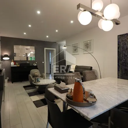 Rent this 3 bed apartment on Grand Octogone in 60200 Compiègne, France