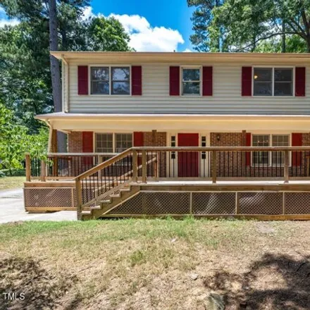 Image 1 - 404 Landerwood Ln, Chapel Hill, North Carolina, 27517 - House for sale