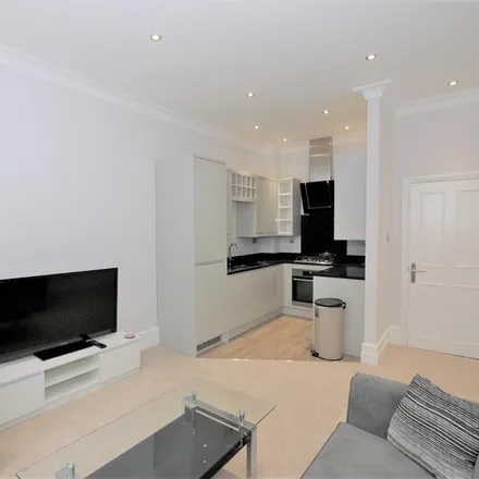 Rent this 2 bed apartment on 60 St George's Square in London, SW1V 3QU