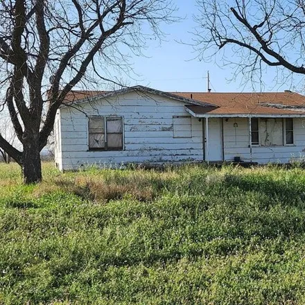 Buy this 3 bed house on Overland Trail in Robert Lee, Coke County