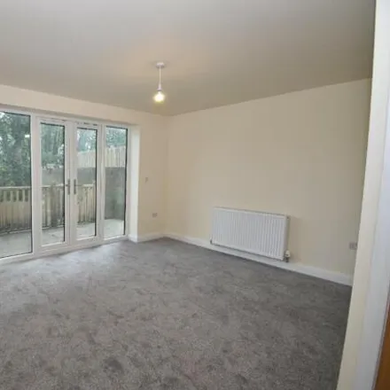 Image 6 - St Philips Court, Lindley, HD3 3BE, United Kingdom - House for sale