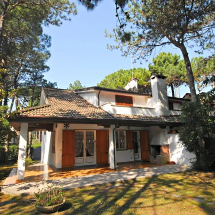 Rent this 4 bed house on Calle Franz Schubert 11 in 33054 Lignano Sabbiadoro Udine, Italy