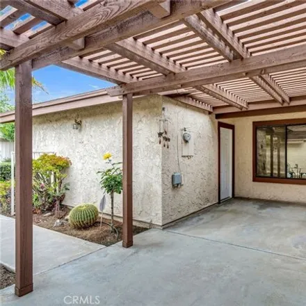 Image 4 - 5809 Maybrook Circle, Riverside, CA 92506, USA - House for sale