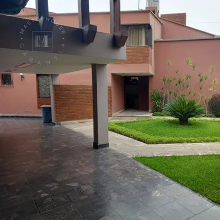 Buy this studio house on Los Membrillos in La Molina, Lima Metropolitan Area 10051