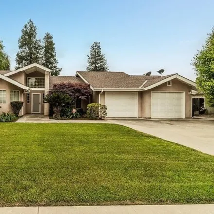 Buy this 3 bed house on 207 West Aspen Drive in Reedley, CA 93654