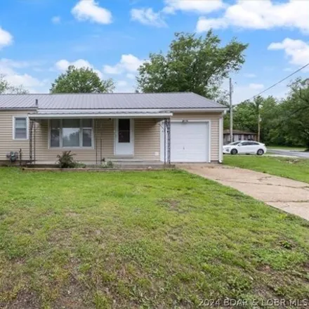 Buy this 3 bed house on 101 Lakeview Dr in Windsor, Missouri