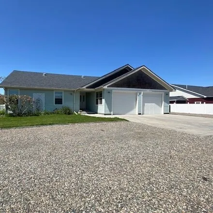 Buy this 3 bed house on 1090 J Street in Baker City, OR 97814