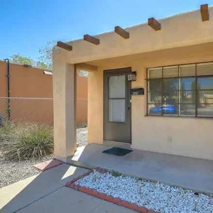 Image 8 - 2077 Moon Street Northeast, Hoffmantown, Albuquerque, NM 87112, USA - House for sale
