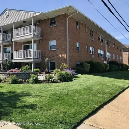 Rent this 1 bed condo on 1539 Webb Street in Asbury Park, NJ 07712
