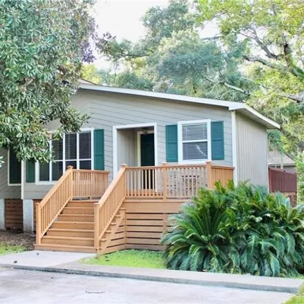 Rent this 3 bed house on 220 Circle Drive in Saint Simons Heights, Saint Simons