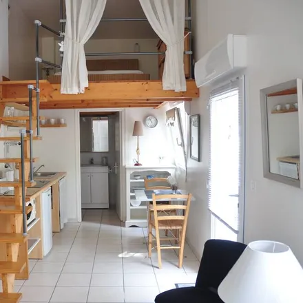 Image 4 - Binic-Étables-sur-Mer, Côtes-d'Armor, France - Apartment for rent