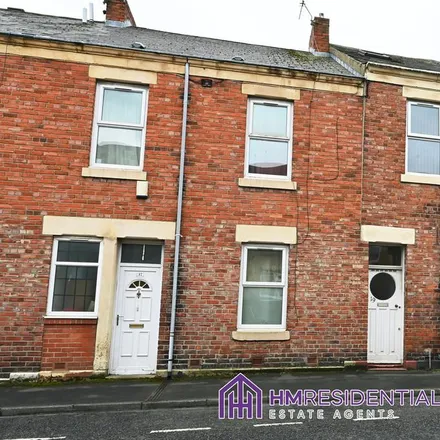 Rent this 4 bed apartment on Dairy Lane in Newcastle upon Tyne, NE2 4BP