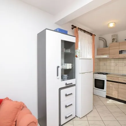 Image 3 - 51557, Croatia - Apartment for rent