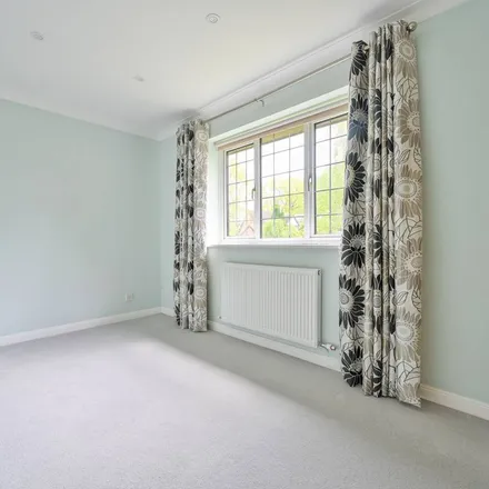 Rent this 5 bed apartment on Heath Way in East Horsley, KT24 5ET