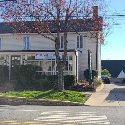 Rent this 1 bed apartment on 4 Hilltop Road in Mendham, Morris County