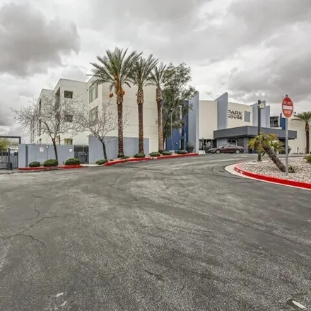 Image 3 - West Flamingo Road, Spring Valley, NV 89147, USA - Condo for sale