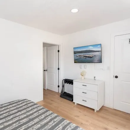 Rent this studio house on Bayview