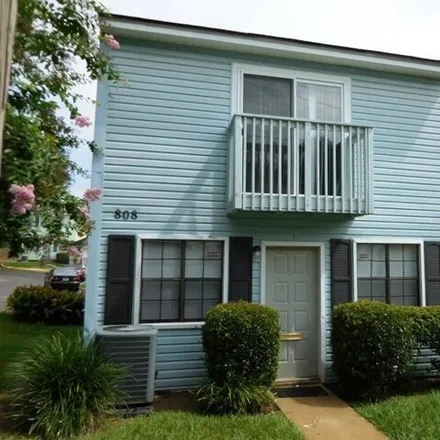 Rent this 2 bed condo on 724 West Carolina Street in Tallahassee, FL 32304
