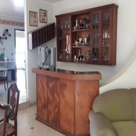 Buy this 3 bed house on Rua Guarulhos in Parque Residencial Agudo Romão, Catanduva - SP