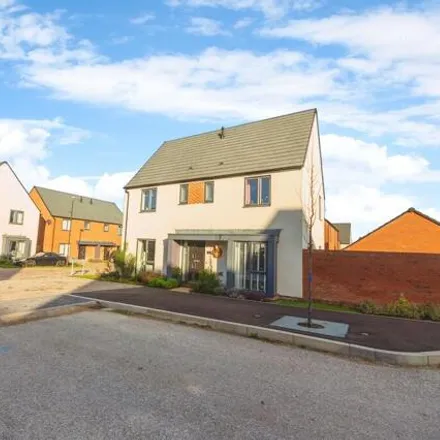 Buy this 4 bed house on Hornbeam Lane in Wingerworth, S42 6FZ