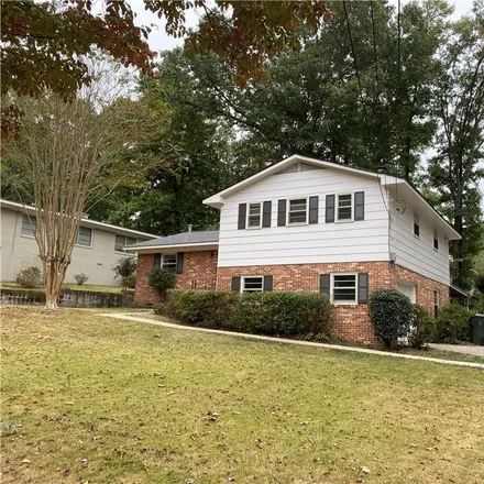 Image 2 - 734 East Magnolia Avenue, Auburn, AL 36830, USA - House for sale