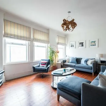 Image 2 - Mohley House, Forster Road, London, SW2 4UX, United Kingdom - Apartment for rent
