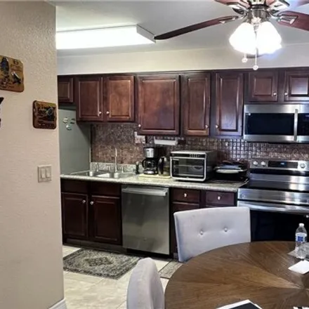Image 4 - 4987 Indian River Drive, Spring Valley, NV 89103, USA - Condo for sale