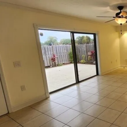Image 9 - 901 9th Way, West Palm Beach, FL 33407, USA - Townhouse for rent
