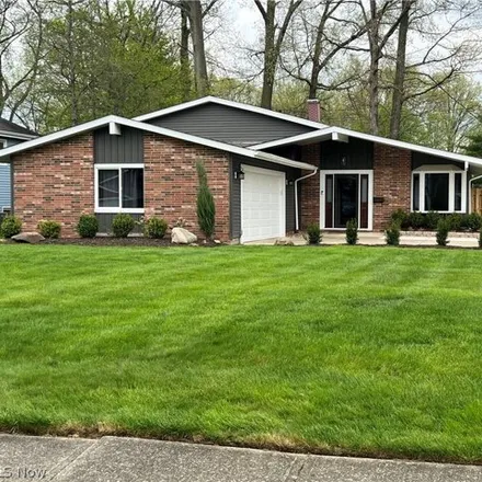 Image 1 - 9123 Ironwood Drive, Olmsted Falls, OH 44138, USA - House for sale