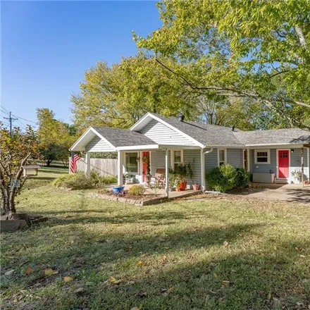 Image 2 - 2679 North Old Wire Road, Fayetteville, AR 72703, USA - House for sale