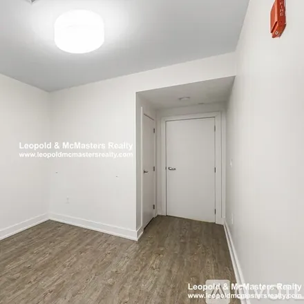 Image 3 - 20 Penniman Rd, Unit 404 - Apartment for rent
