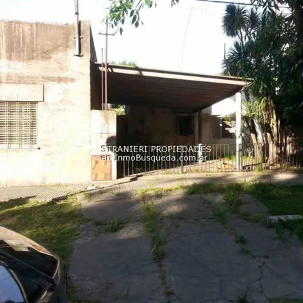 Buy this studio townhouse on Avenida 25 468 in Partido de La Plata, 1900 La Plata