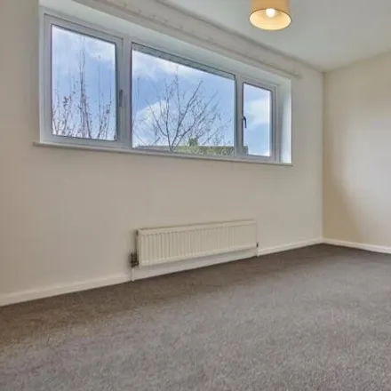 Image 7 - Penhill Crescent, Worcester, WR2 5PX, United Kingdom - Duplex for rent