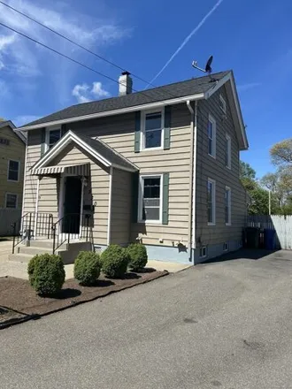 Buy this 4 bed house on 330 Washington Street in Wallingford, CT 06492