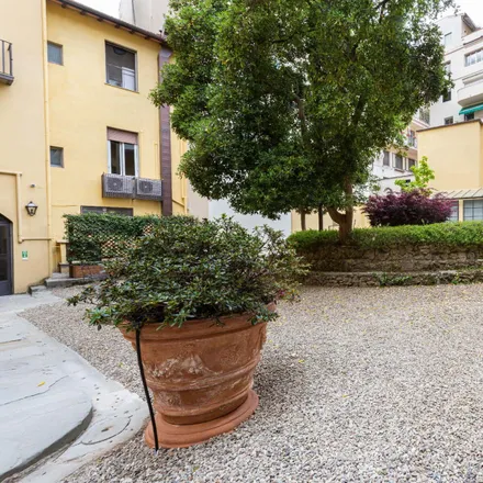 Rent this 2 bed apartment on Via dei Guicciardini 33 R in 50125 Florence FI, Italy