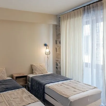 Rent this 2 bed apartment on 19120 Beaulieu-sur-Dordogne