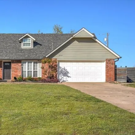 Buy this 5 bed house on 8748 South 200th East Avenue in Broken Arrow, OK 74014