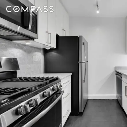 Rent this 2 bed condo on 1569 1st Avenue in New York, NY 10028