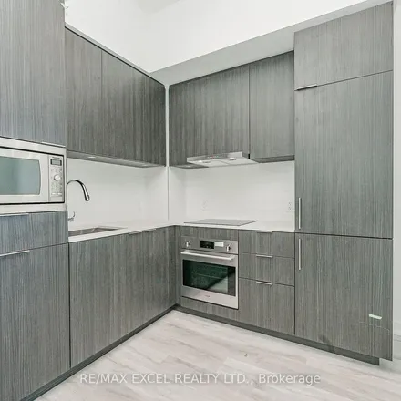 Image 5 - 5881 Yonge Street, Toronto, ON M2M 4J1, Canada - Apartment for rent
