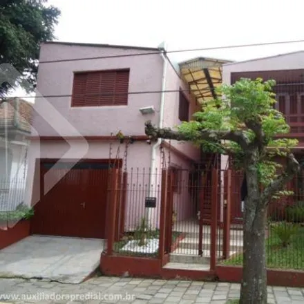 Buy this 6 bed house on Tupanciretã in Juventude da Enologia, Bento Gonçalves - RS