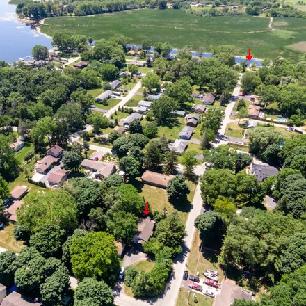 Image 3 - 25649 West Woodlawn Avenue, Lake Catherine, Lake County, IL 60002, USA - House for sale