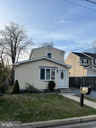 Buy this 3 bed house on 1416 Spiegle Avenue in Verga, West Deptford Township